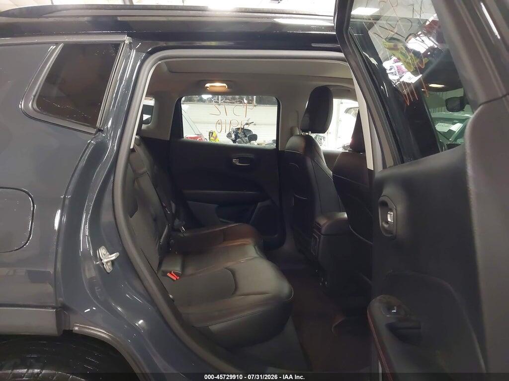 3C4NJDDBXJT129146 2018 JEEP COMPASS photo no. 8