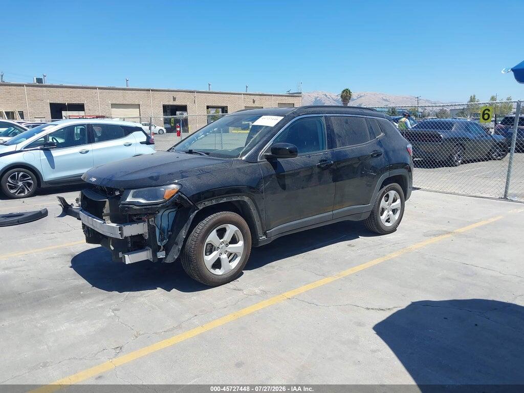 3C4NJCBB1JT293141 2018 JEEP COMPASS photo no. 2