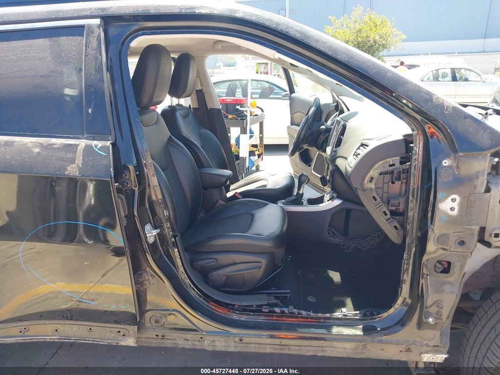 3C4NJCBB1JT293141 2018 JEEP COMPASS photo no. 5