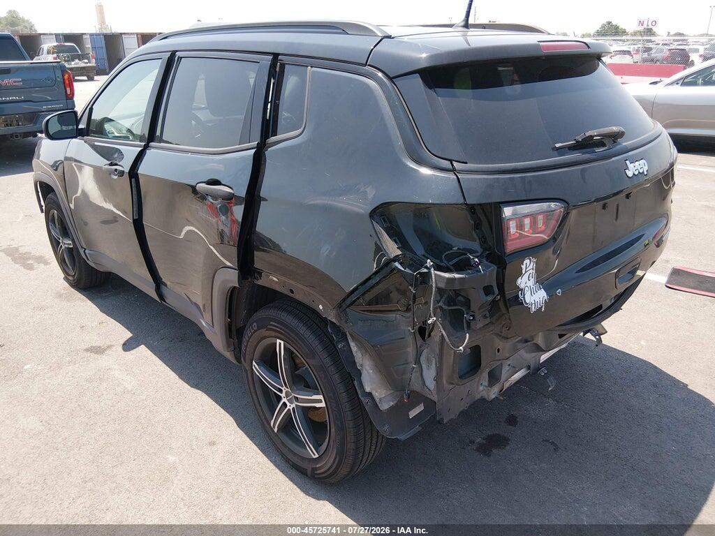 3C4NJCAB4JT181483 2018 JEEP COMPASS photo no. 3