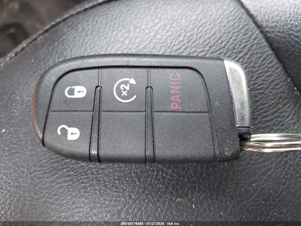 3C4NJDBB4JT255926 2018 JEEP COMPASS photo no. 11