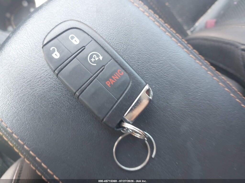3C4NJDCB8JT112010 2018 JEEP COMPASS photo no. 11