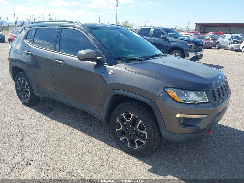3C4NJDDB4JT484975 2018 JEEP COMPASS photo no. 1