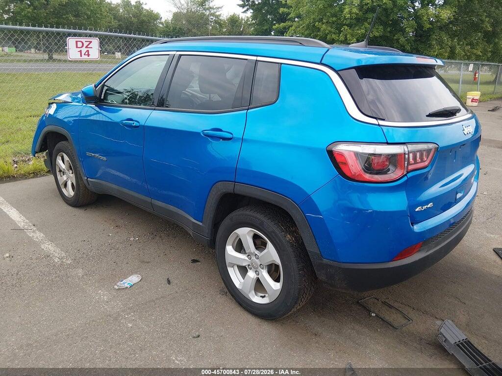 3C4NJDBB4JT403508 2018 JEEP COMPASS photo no. 3