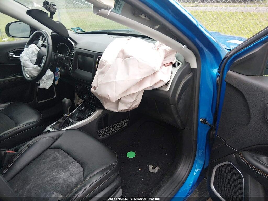 3C4NJDBB4JT403508 2018 JEEP COMPASS photo no. 5