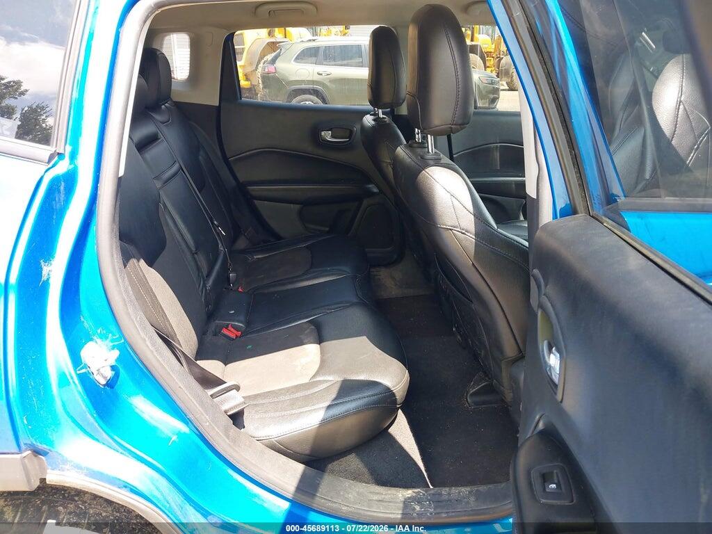 3C4NJDBB2JT325228 2018 JEEP COMPASS photo no. 8