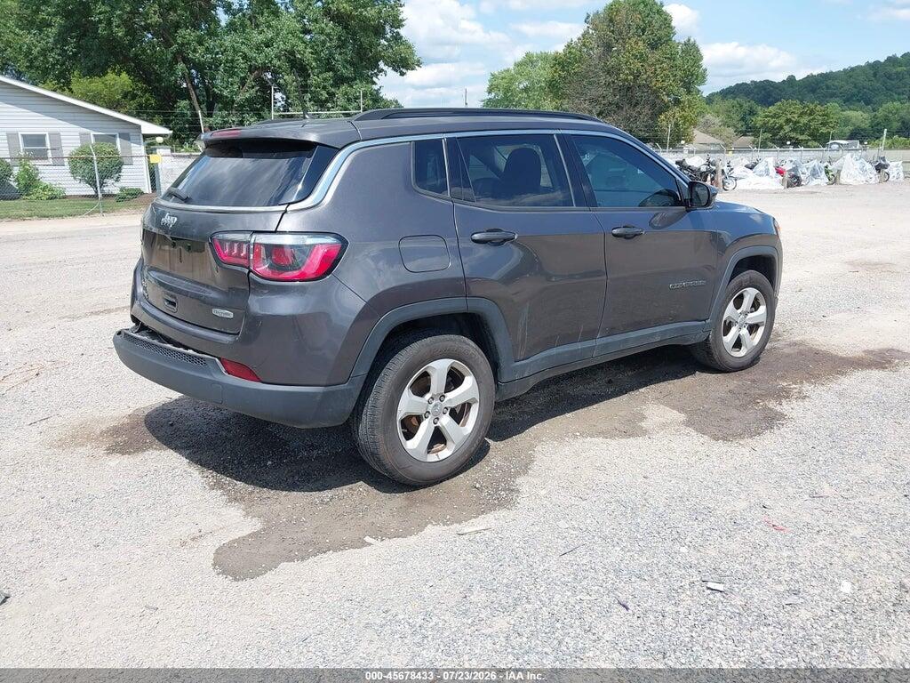 3C4NJDBB7JT400618 2018 JEEP COMPASS photo no. 4