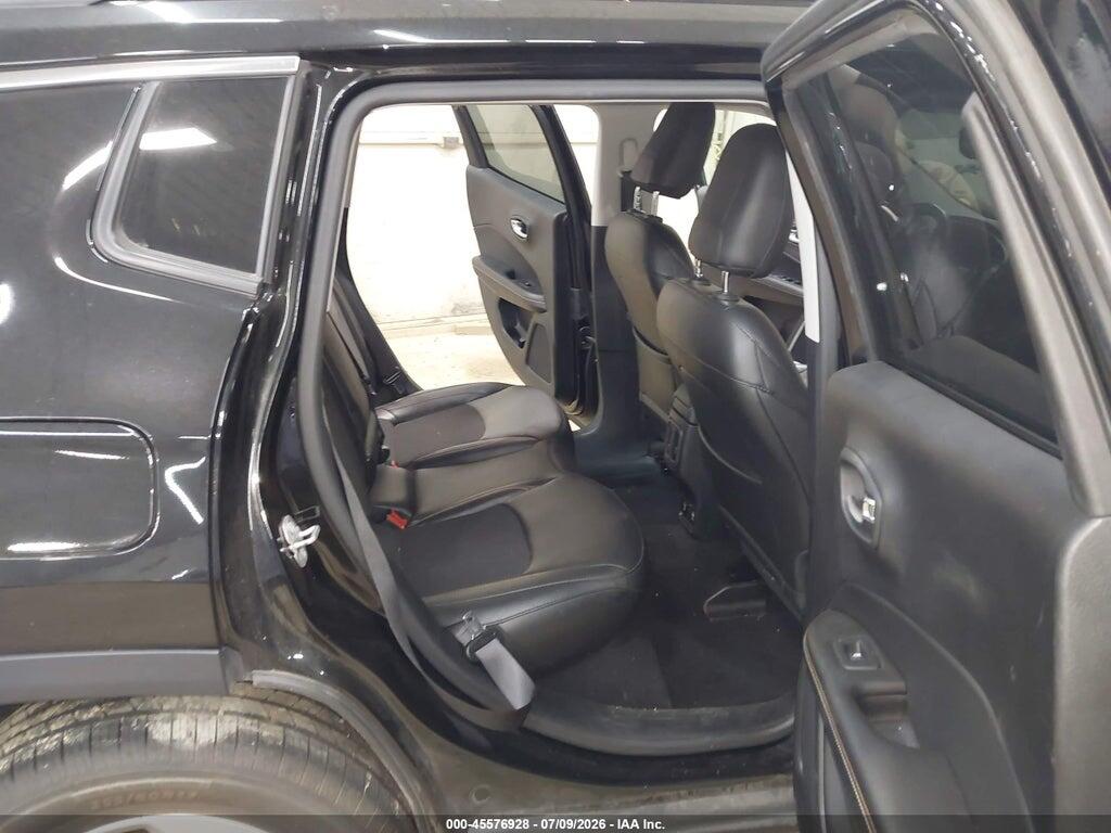 3C4NJDBB9KT697067 2019 JEEP COMPASS photo no. 8