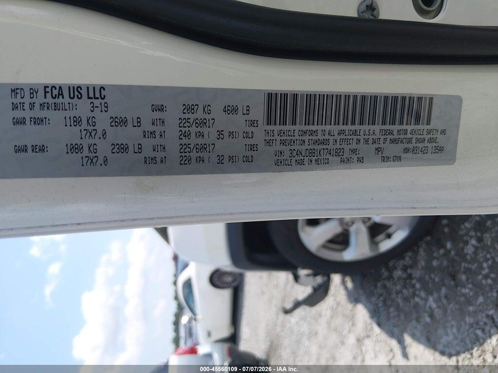 3C4NJDBB1KT741823 2019 JEEP COMPASS photo no. 9