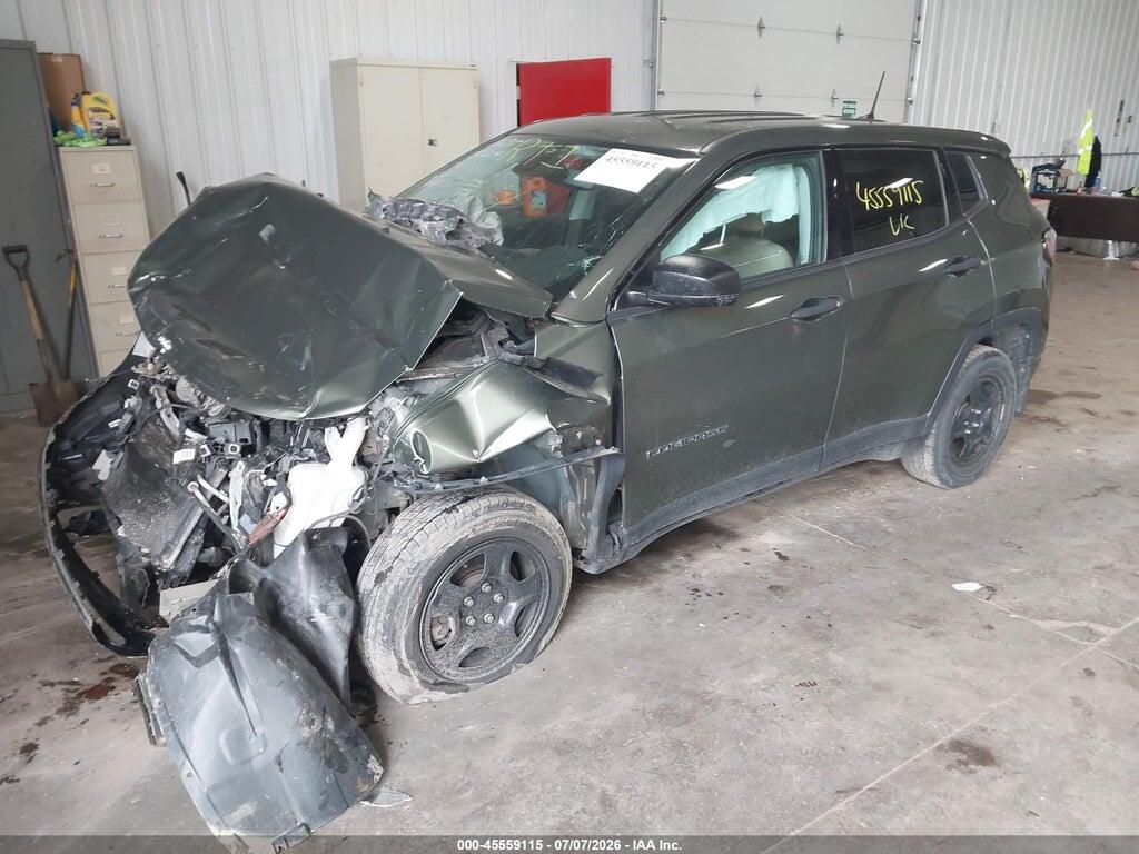 3C4NJDAB2KT670889 2019 JEEP COMPASS photo no. 2
