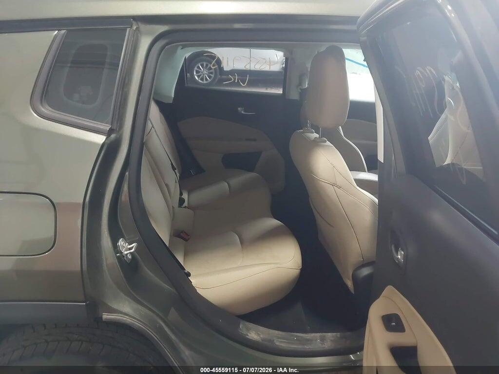 3C4NJDAB2KT670889 2019 JEEP COMPASS photo no. 8
