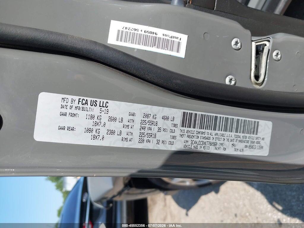 3C4NJDCBXKT780960 2019 JEEP COMPASS photo no. 9