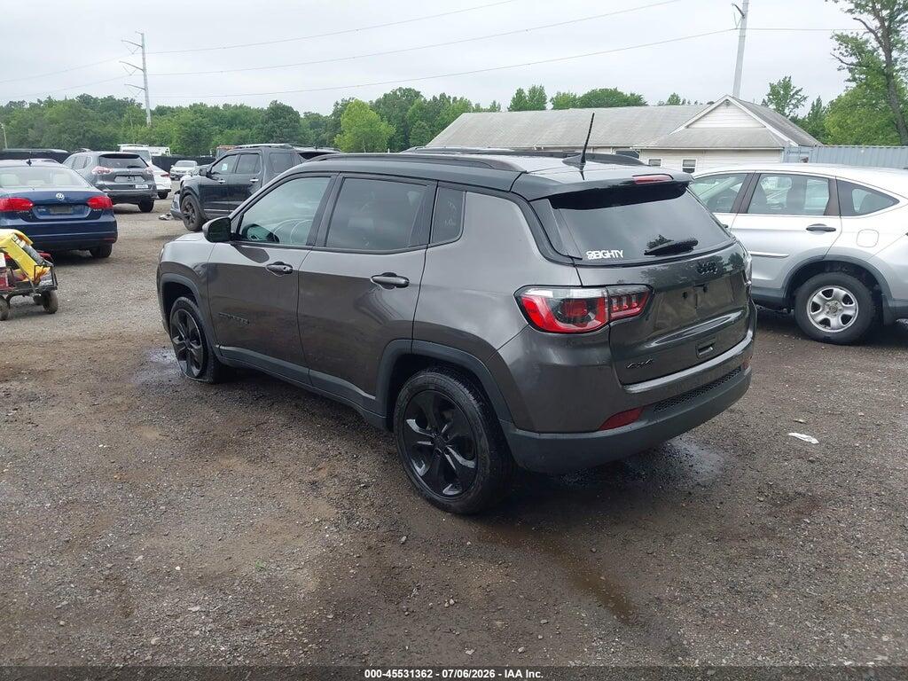 3C4NJDBBXKT656267 2019 JEEP COMPASS photo no. 3