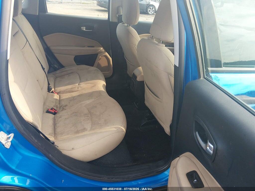 3C4NJDAB6KT630847 2019 JEEP COMPASS photo no. 8