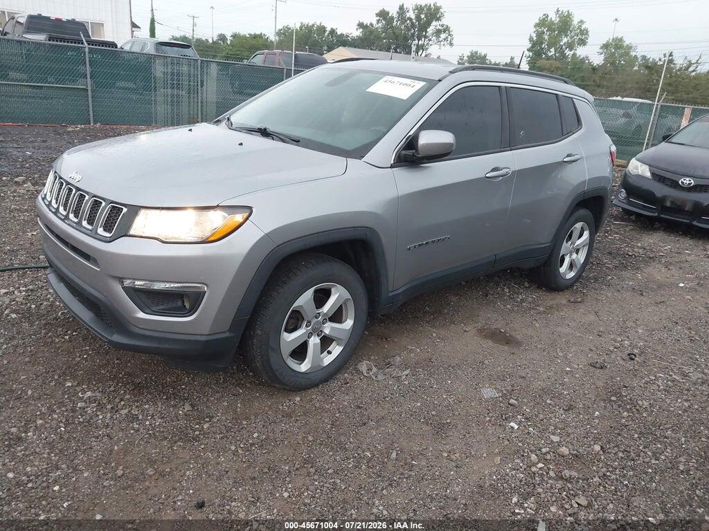 3C4NJDBB4JT150335 2018 JEEP COMPASS photo no. 2