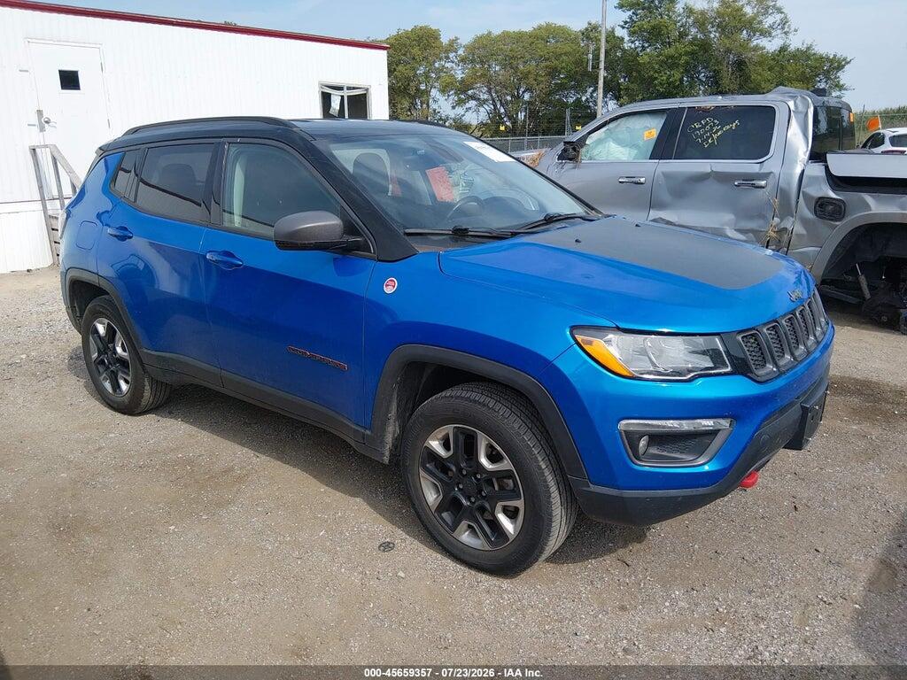 3C4NJDDB4JT210529 2018 JEEP COMPASS photo no. 1