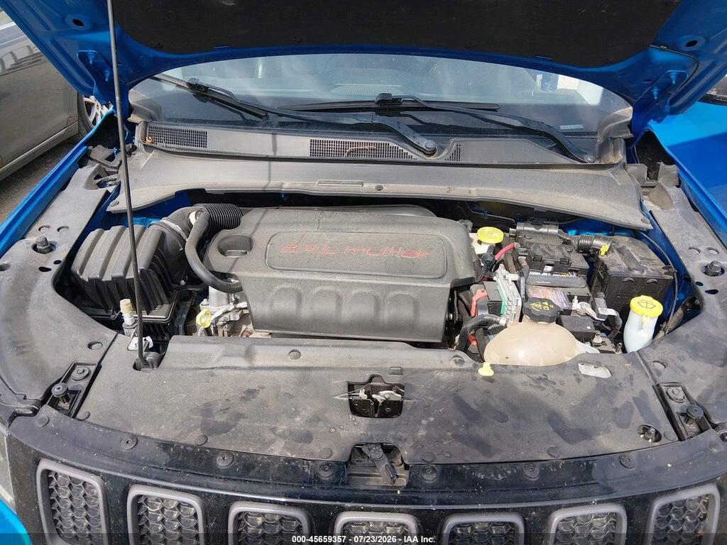 3C4NJDDB4JT210529 2018 JEEP COMPASS photo no. 10