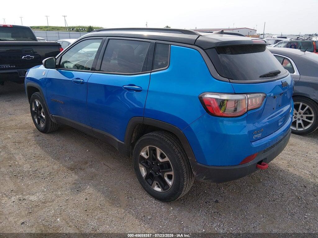 3C4NJDDB4JT210529 2018 JEEP COMPASS photo no. 3