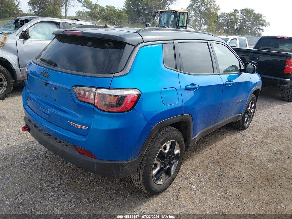 3C4NJDDB4JT210529 2018 JEEP COMPASS photo no. 4
