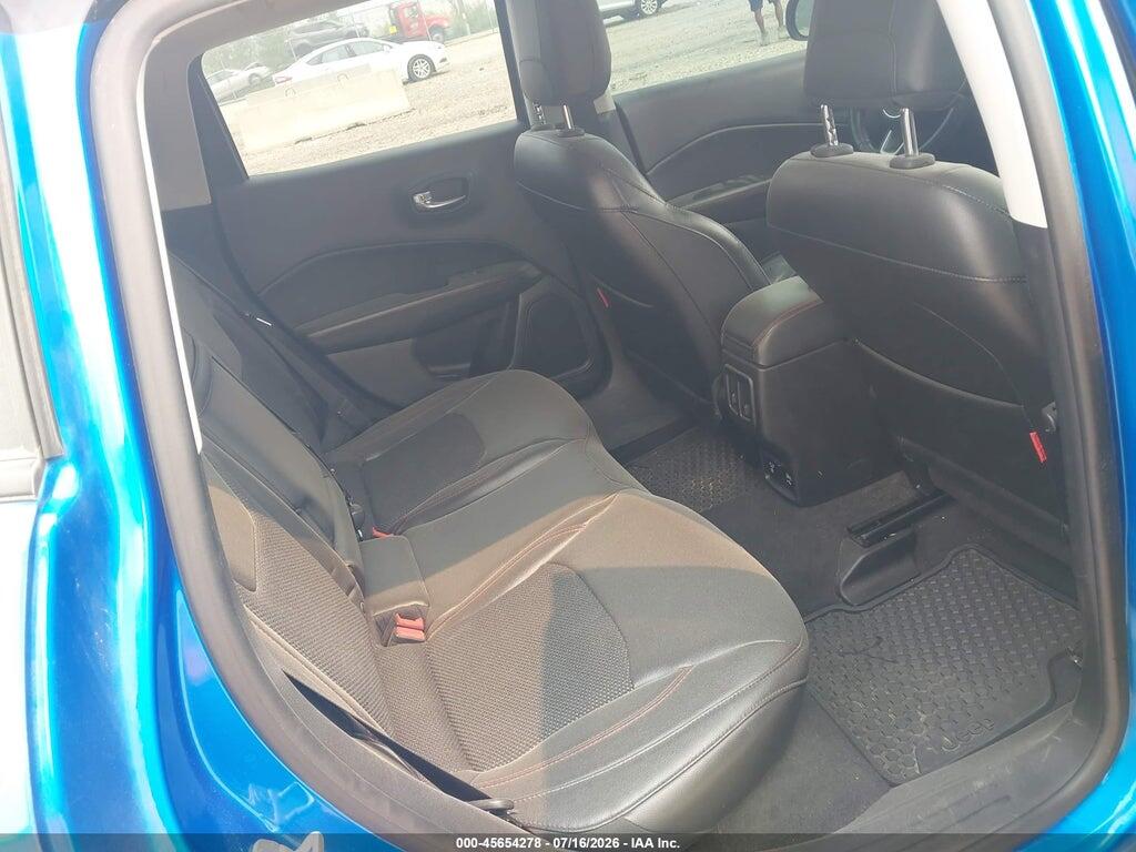 3C4NJDDB1JT417170 2018 JEEP COMPASS photo no. 8