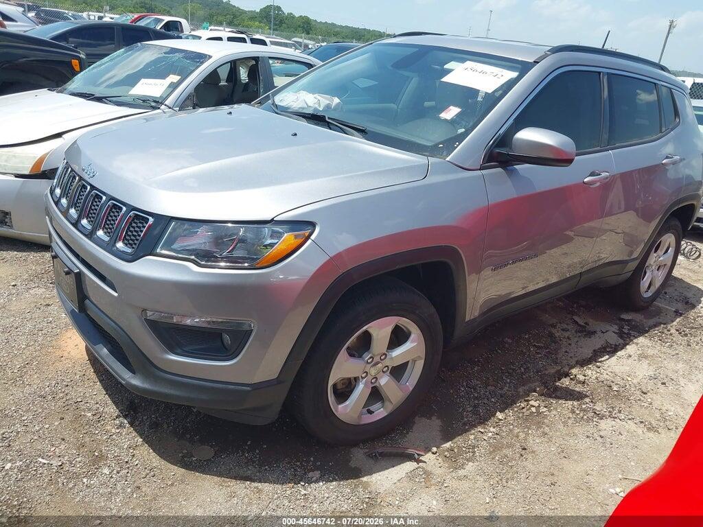 3C4NJDBB3JT161150 2018 JEEP COMPASS photo no. 2