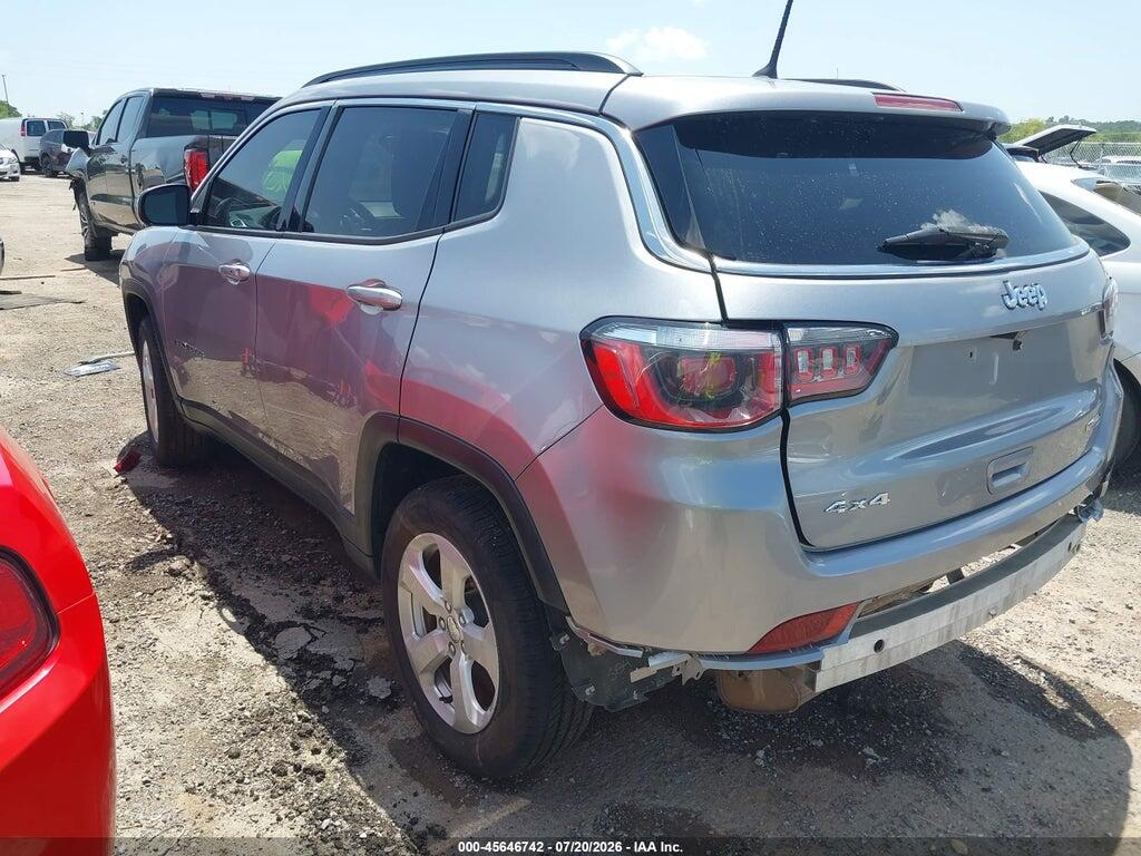 3C4NJDBB3JT161150 2018 JEEP COMPASS photo no. 3
