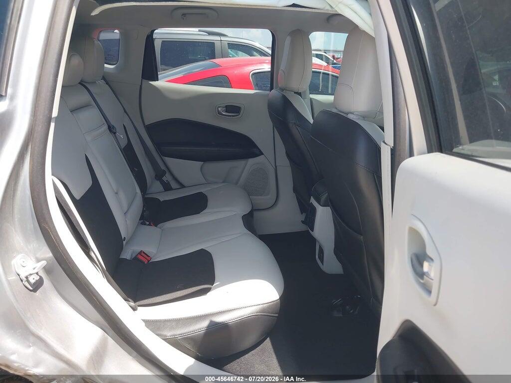 3C4NJDBB3JT161150 2018 JEEP COMPASS photo no. 8