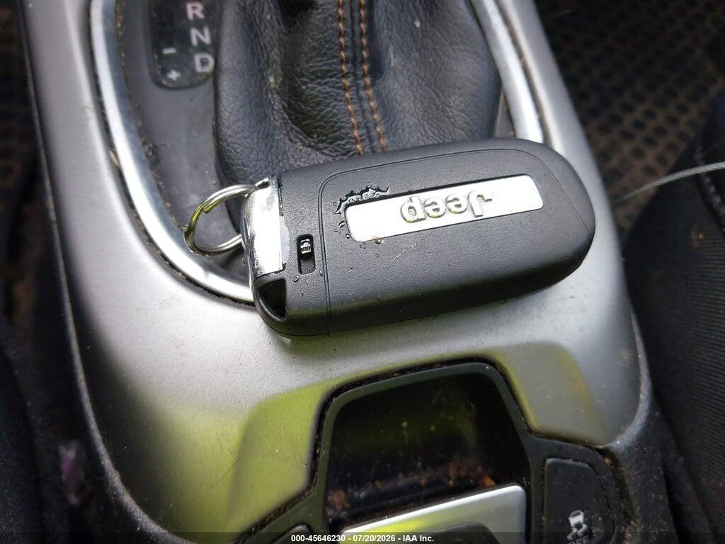 3C4NJDBB9JT373437 2018 JEEP COMPASS photo no. 11