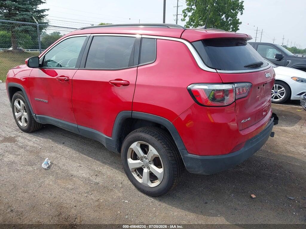 3C4NJDBB9JT373437 2018 JEEP COMPASS photo no. 3