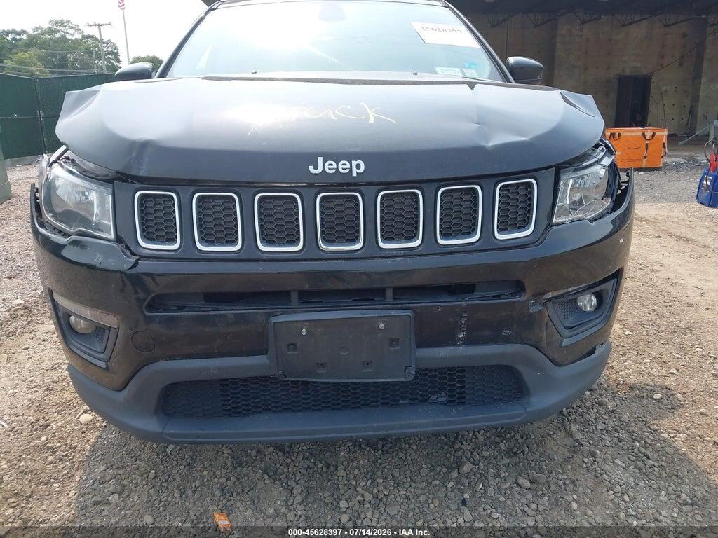 3C4NJDBB3JT270658 2018 JEEP COMPASS photo no. 6