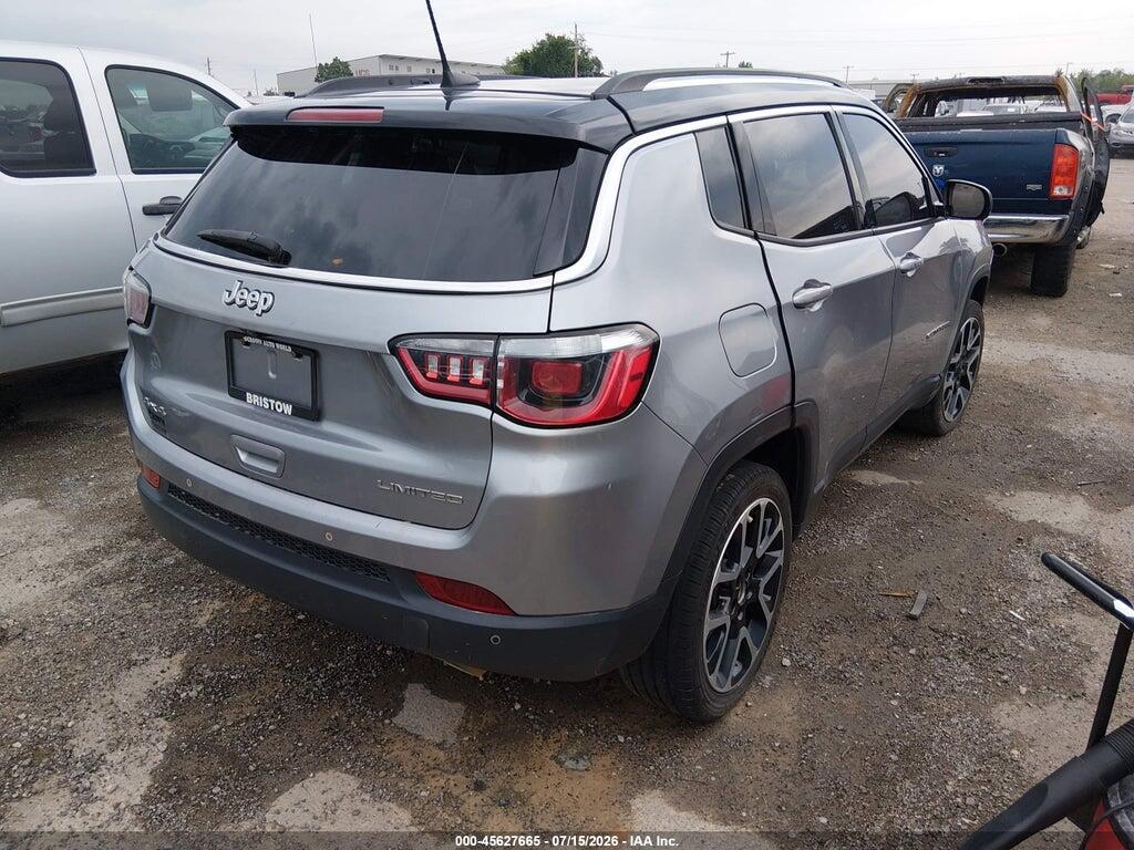 3C4NJDCB5JT135034 2018 JEEP COMPASS photo no. 4