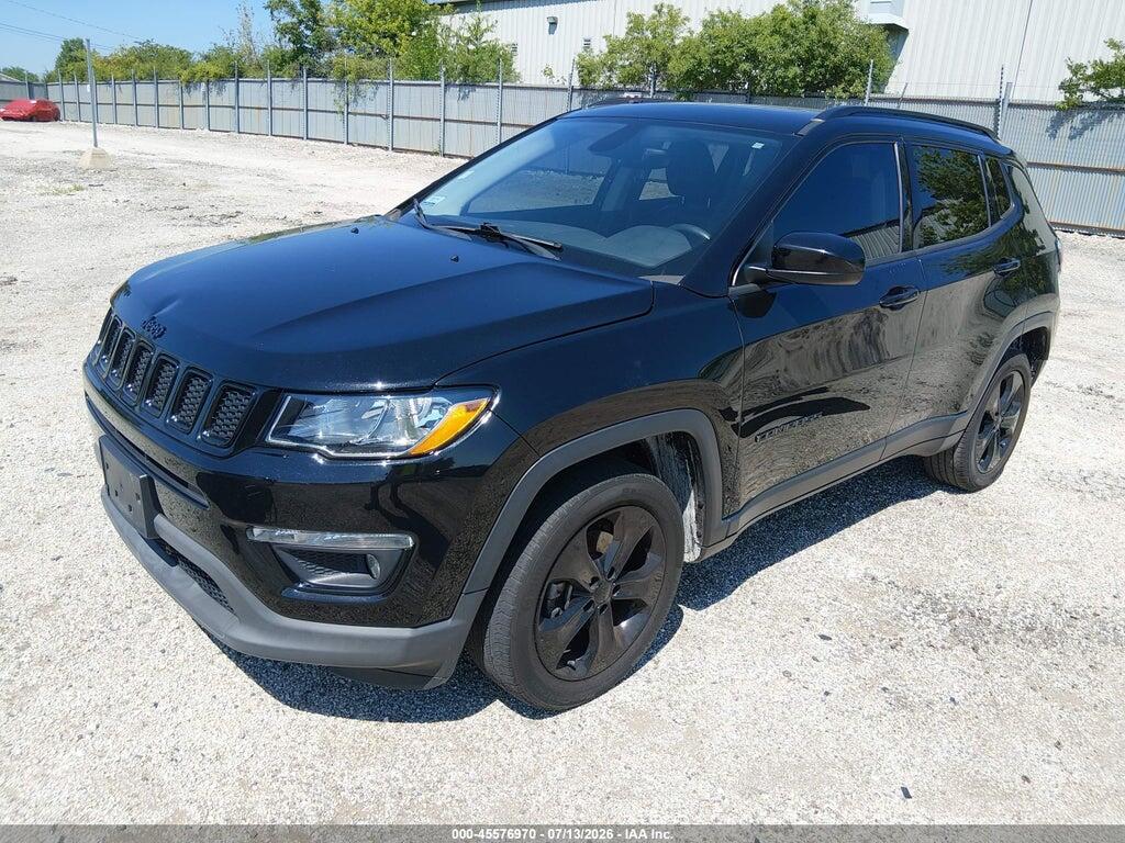 3C4NJDBB1JT313457 2018 JEEP COMPASS photo no. 2