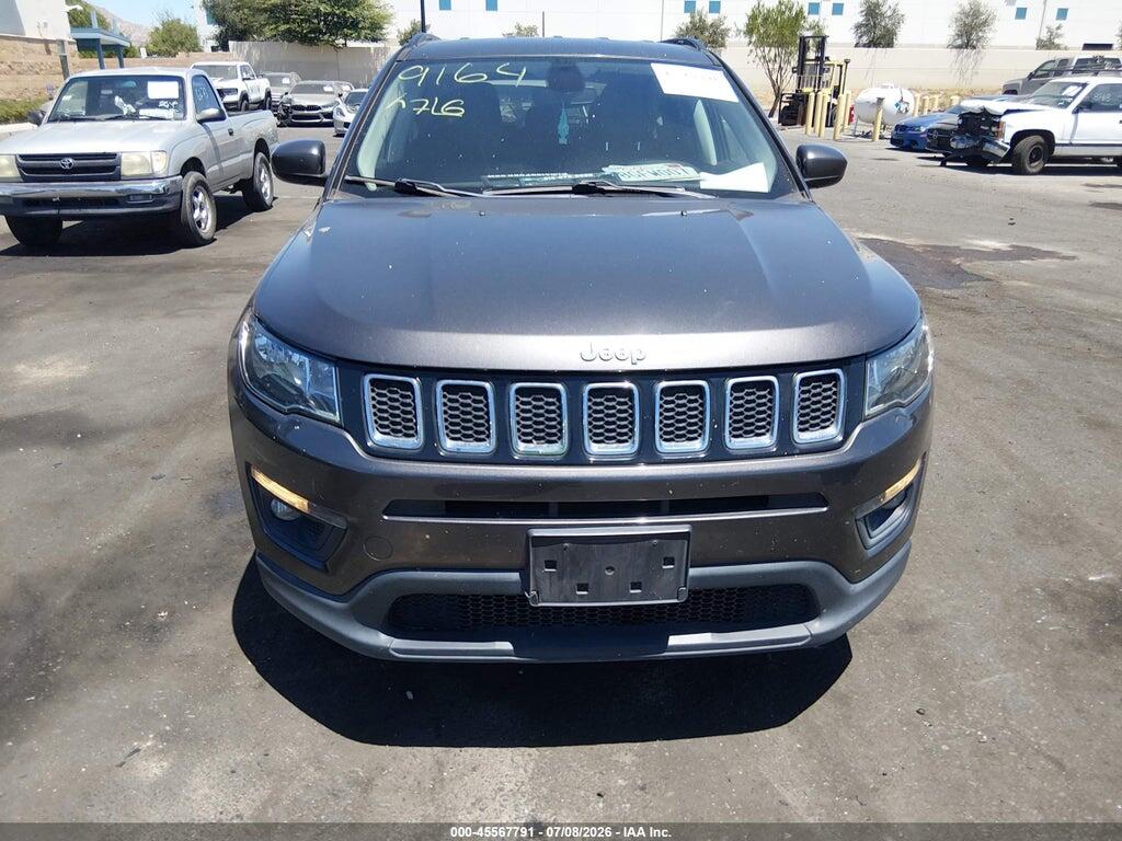 3C4NJCBB6JT469164 2018 JEEP COMPASS photo no. 12