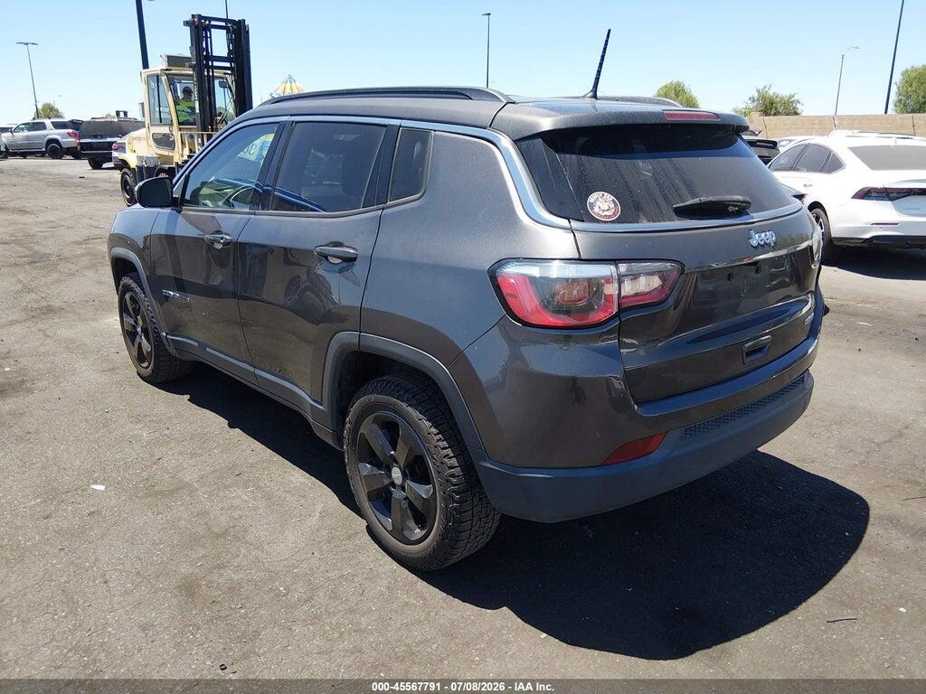 3C4NJCBB6JT469164 2018 JEEP COMPASS photo no. 3