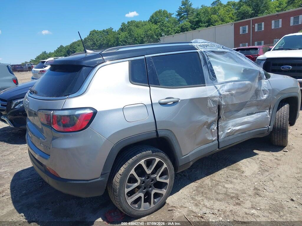 3C4NJDCB0JT144417 2018 JEEP COMPASS photo no. 4