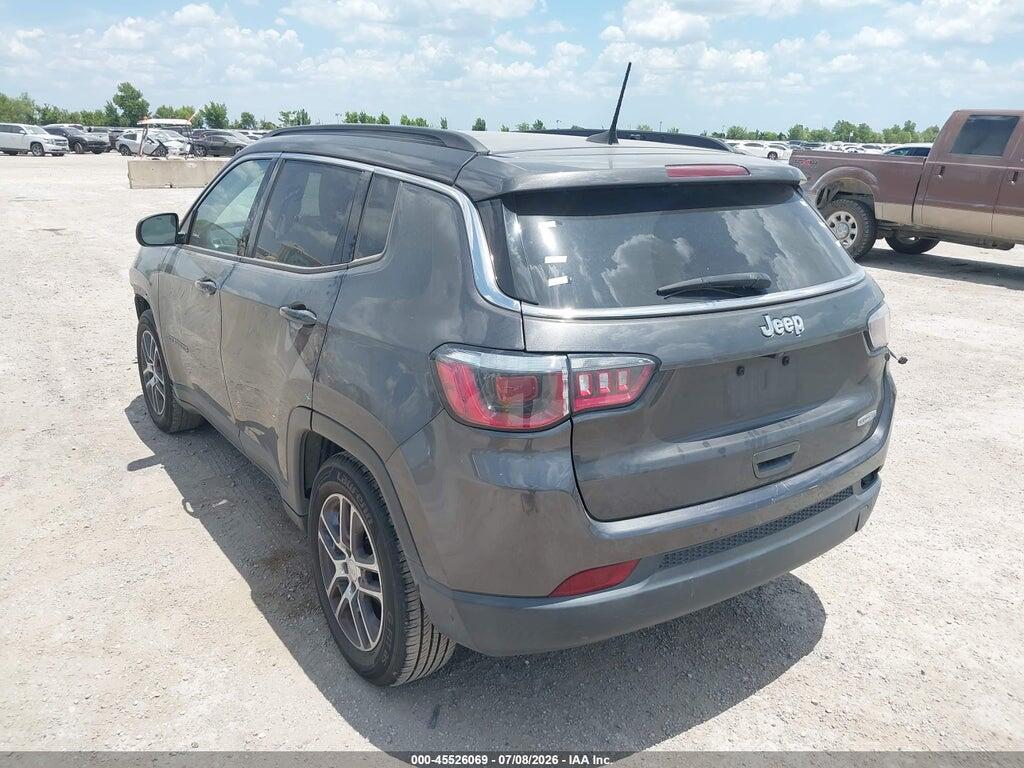 3C4NJCBB5JT228874 2018 JEEP COMPASS photo no. 3
