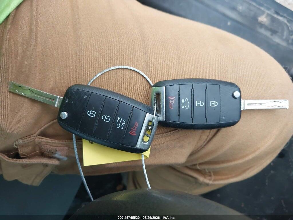KNAGM4A70F5560230 2015 KIA OPTIMA photo no. 11
