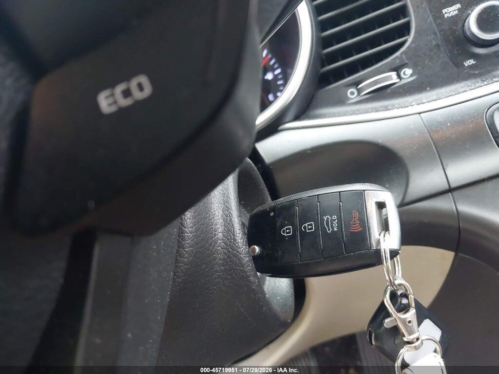 KNAGM4A75F5585740 2015 KIA OPTIMA photo no. 11