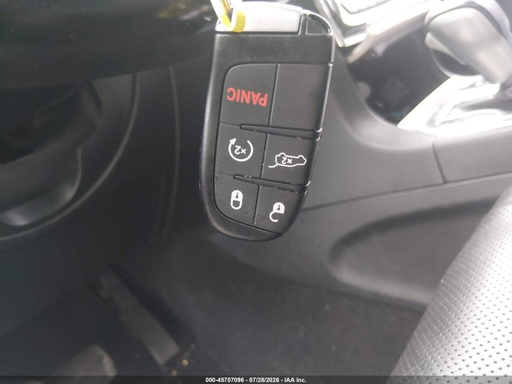 1C4RJFBG8KC636636 2019 JEEP GRAND CHEROKEE photo no. 11