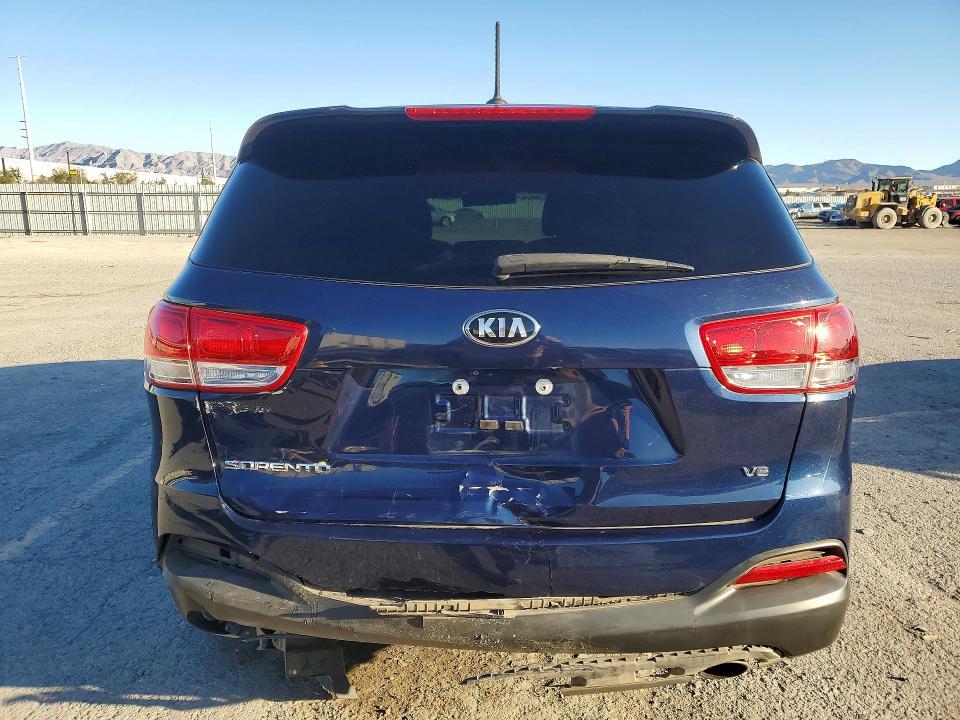 5XYPGDA54HG319841 2017 KIA SORENTO photo no. 6