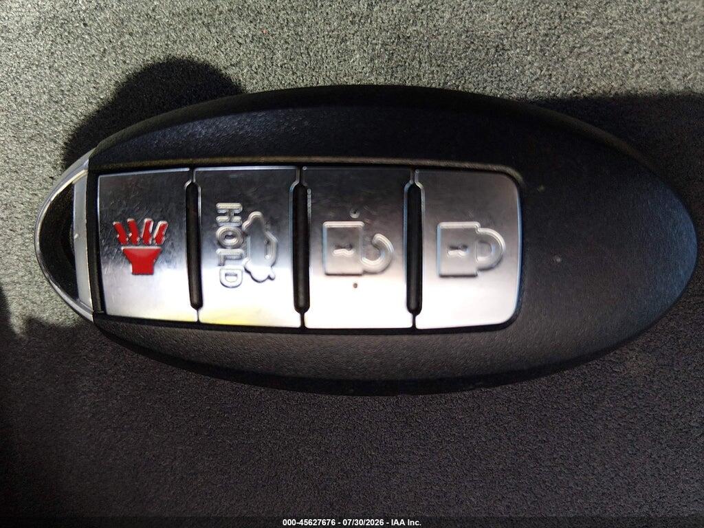 JN1AR5EF2DM261023 2013 NISSAN GT-R photo no. 11