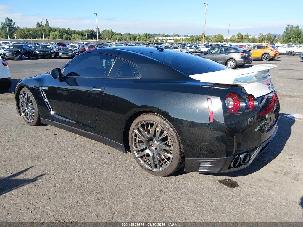 JN1AR5EF2DM261023 2013 NISSAN GT-R photo no. 3