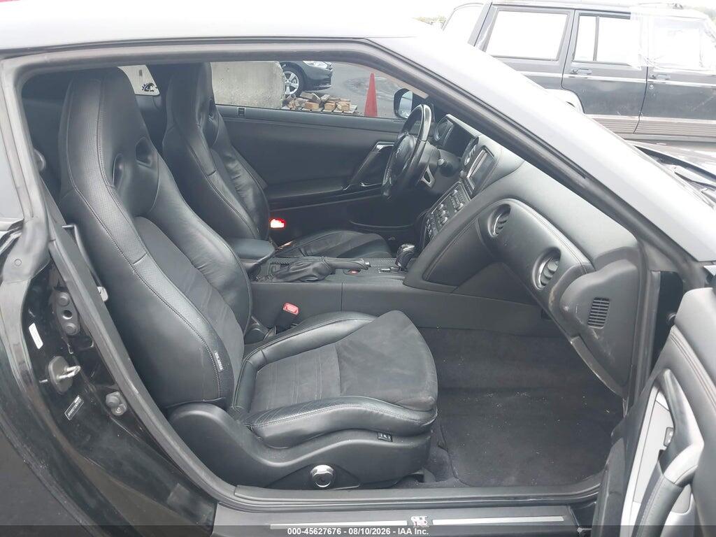 JN1AR5EF2DM261023 2013 NISSAN GT-R photo no. 5