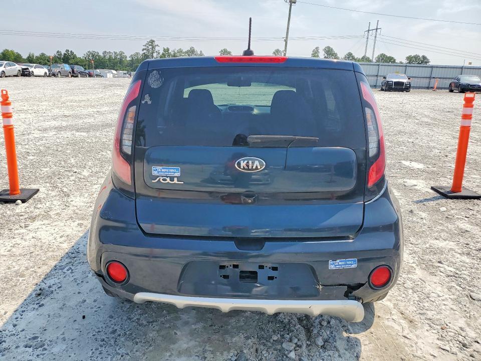 2017 KIA SOUL + — Фото 6 из 13