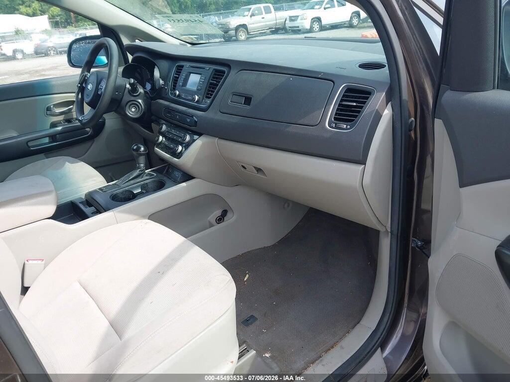 KNDMB5C10F6038704 2015 KIA SEDONA photo no. 5