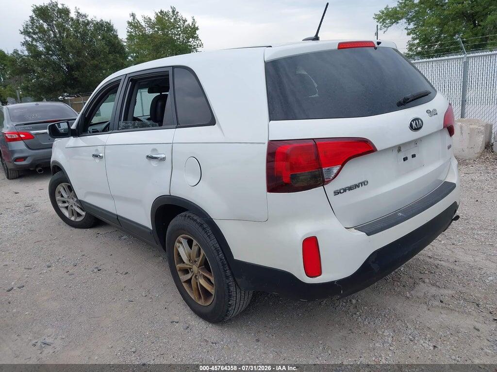 5XYKT3A60FG577232 2015 KIA SORENTO photo no. 3