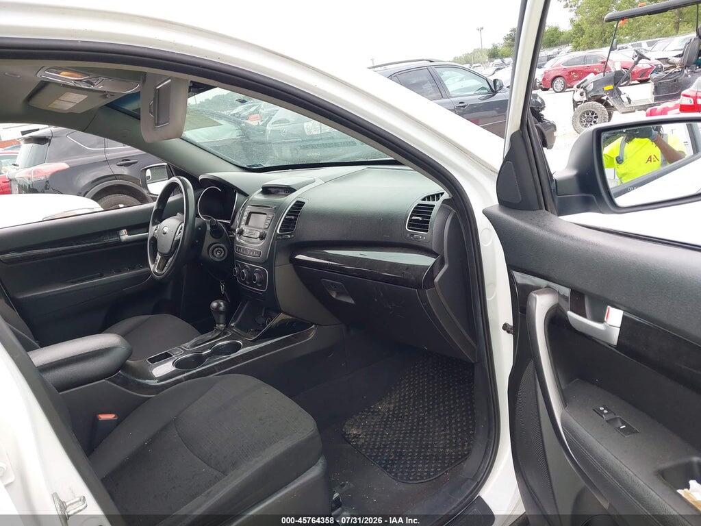 5XYKT3A60FG577232 2015 KIA SORENTO photo no. 5