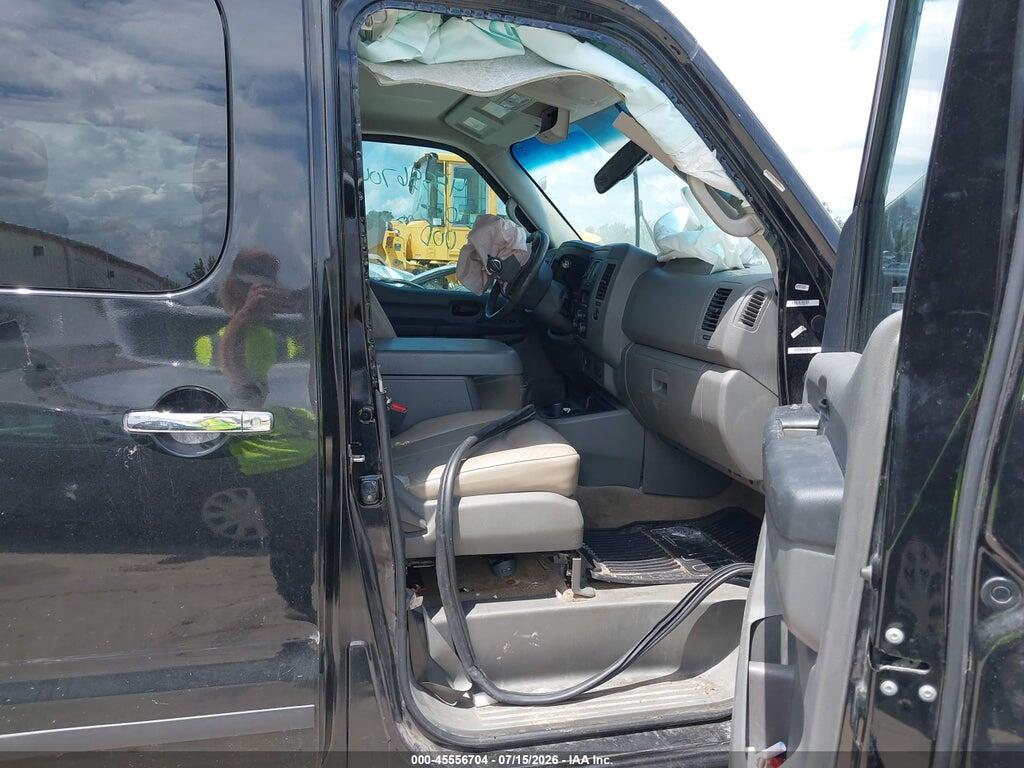 5BZAF0AA0DN202176 2013 NISSAN NV PASSENGER NV3500 HD photo no. 5