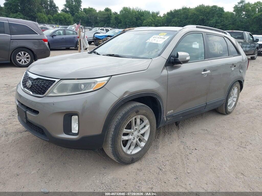 5XYKTCA64FG585950 2015 KIA SORENTO photo no. 2