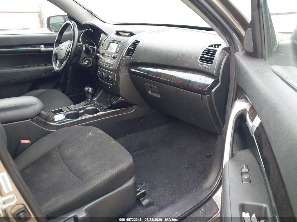 5XYKTCA64FG585950 2015 KIA SORENTO photo no. 5